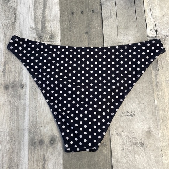Nwt 2 piece bikini. Black‎ and white polka dot.  Size small - Picture 8 of 11
